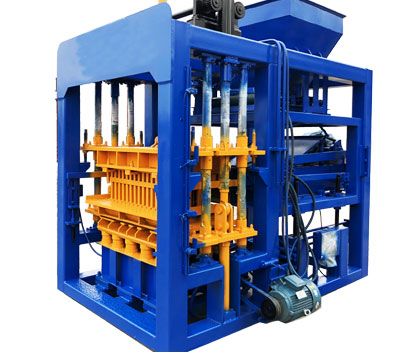 QTT5-15 Brick Moulding Machine.png