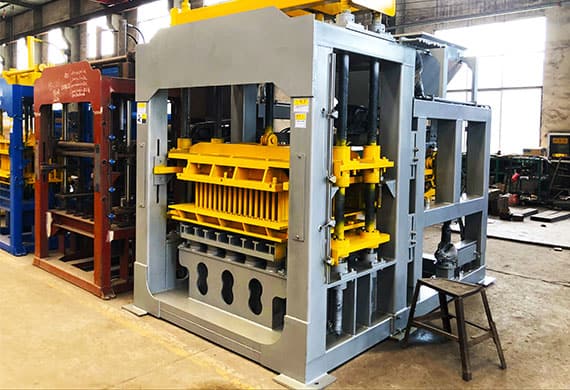 Hydraulic-Brick-Making-Machine-Factory