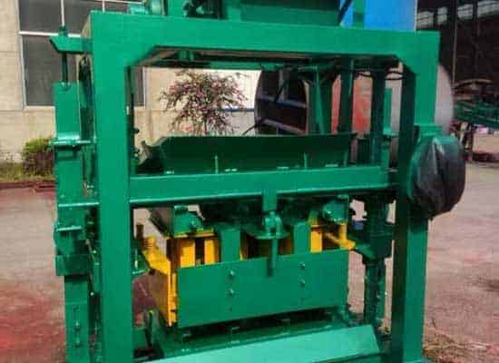 Small block making machine