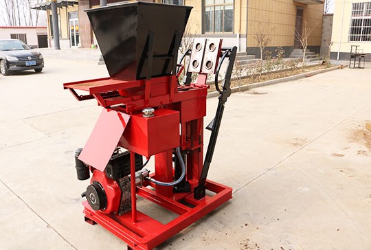 MUD brick making machine testing and delivery