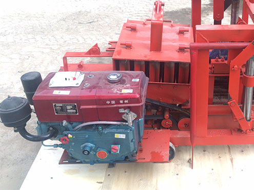 QCM2-40-simple-diesel-hollow-block-machine