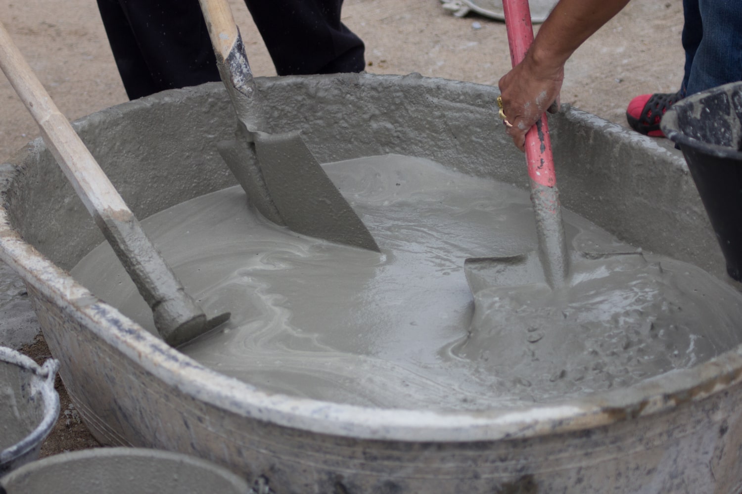 making interlocking bricks